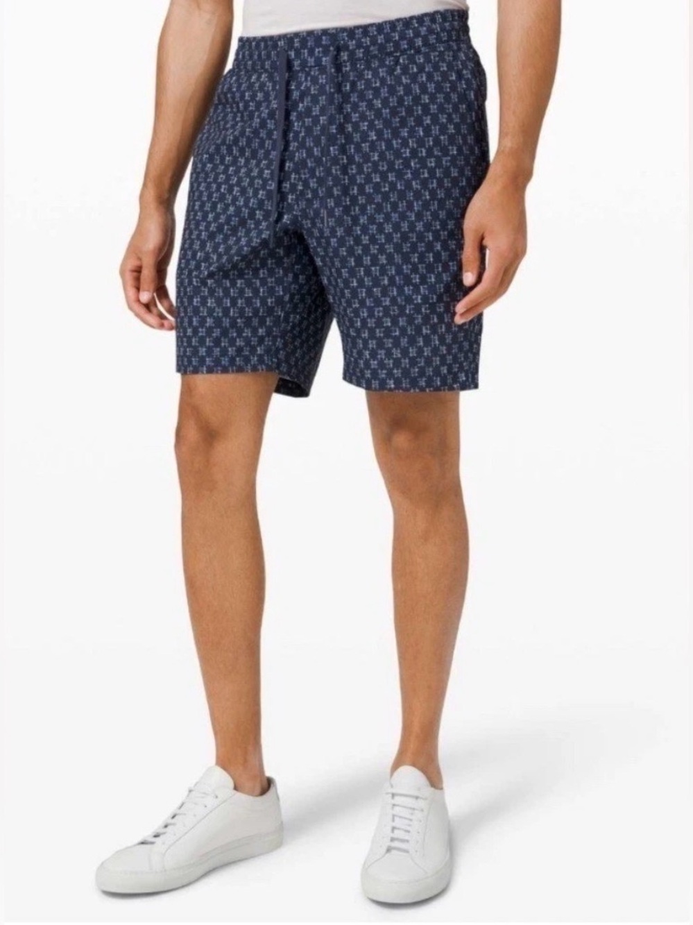Lululemon Bowline Short *8" IKat Check White True Navy Size Small